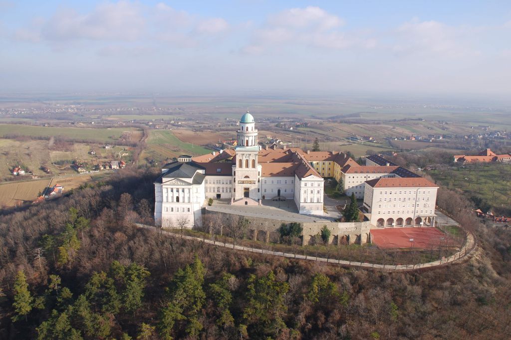 Pannonhalmi Főapátság